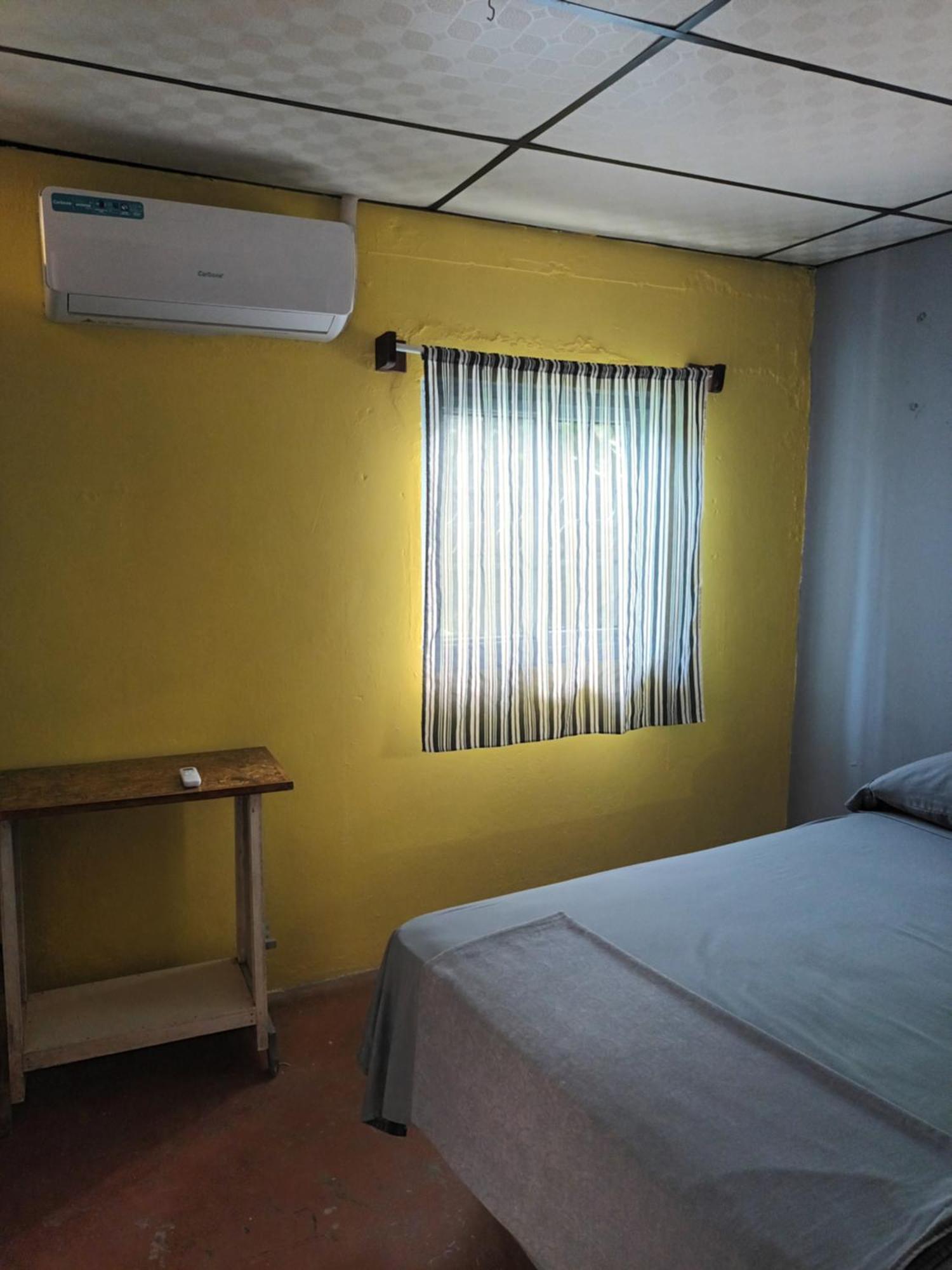 Gia'S Garage & Home For Bocas Travelers Almirante 외부 사진